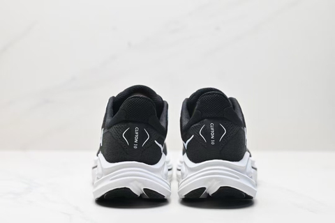 HOKA M CLIFTON 10 'Black/White' 