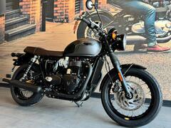 TRIUMPH BONNEVILLE T120 BLACK