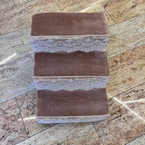 1992 DB Лесенка велюровая для собак/кошек, с кружевом, кофейная, 60*44*39 см