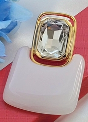 30322-sergi-krupnye-s-podveskami-kvadratami-ysl-style