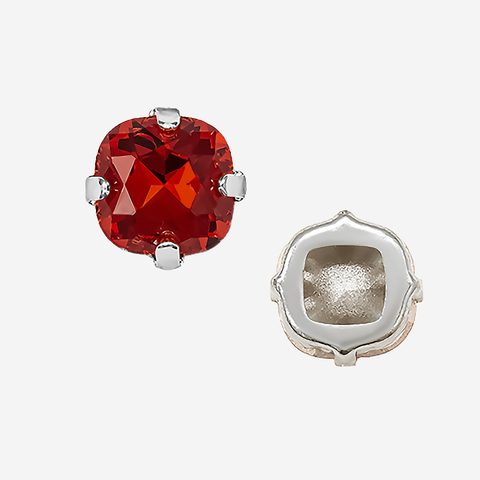 Кристалл Кушон (Сushion) в цапах, оттенок "Светлый Сиам"/"Light Siam", 9,2мм, родирование