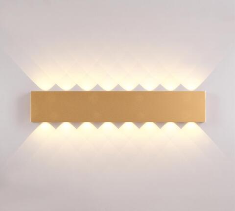 Настенный светильник Odeon Light Magnum 3893/16WL