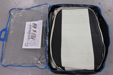 Авточехлы Volkswagen Polo Sd (40/60) с 10г. (черные бока, белый тыл, белая середина) (Эксклюзивный комплект)