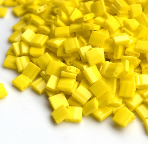 TL-0404 Бисер Миюки тила/Miyuki Tila Opaque Yellow
