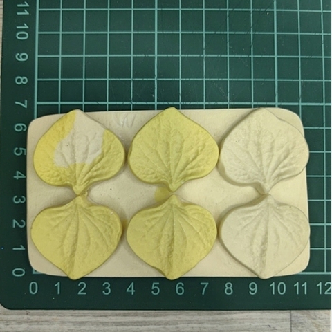 Молды пластиковые 