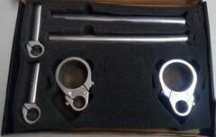 Клипоны 53 мм  для мотоцикла / серебрянные