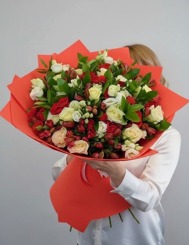 Букет с розами В самое сердце