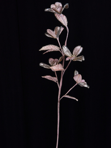 Веточка с листьями кизила 64см ChristmasDeLuxe платина