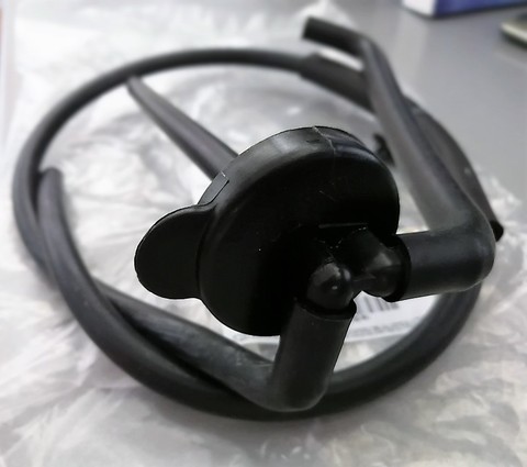 КРЫШКА БАЧКА РАСШИРИТЕЛЬНОГО ACCENT ( В СБОРЕ СО ШЛАНГАМИ) HYUNDAI/KIA