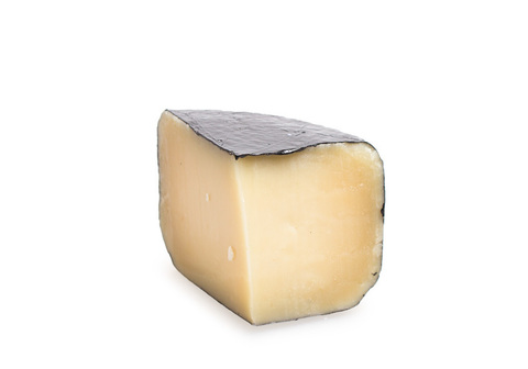 Сыр козий выдержанный 6 месяцев~300г