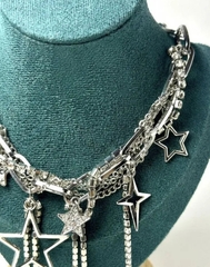 83254-kole-choker-obemnoe-s-podveskami-zvezdy-cepochki