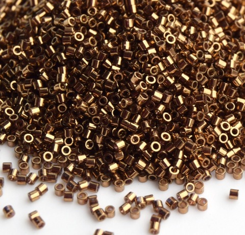 DBS-0022L Бисер цилиндрический Миюки делика 15/0 Светлая бронза /Miyuki delica 15/0 Metallic Light Bronze