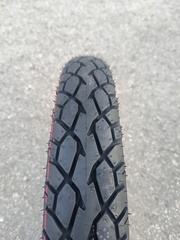 Покрышка "Black cat" бескамерная , размер 2.75-14