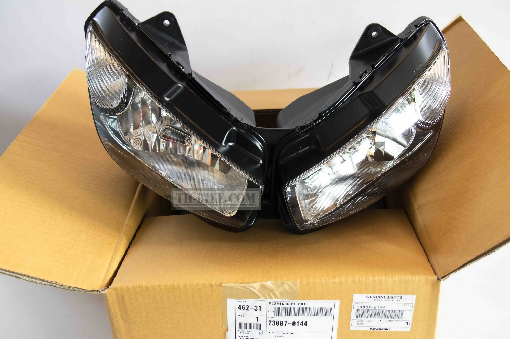 23007-0144. LENS-COMP,HEAD LAMP. ER6F 09-11, Z1000 11-16 23007-0144. LENS-COMP,HEAD LAMP. ER6F 09-11, Z1000 11-16