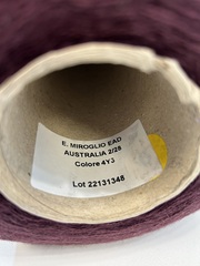 Меринос 50% c низкопилингуемым акрилом 50% E. MIROGLIO Australia 1400 винный. Колор 4Y3