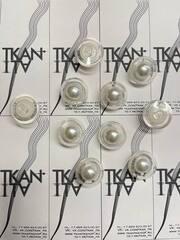 Пуговица пластиковая декоративная на ножке (Пластик, Прозрачный/жемчужина, 25)