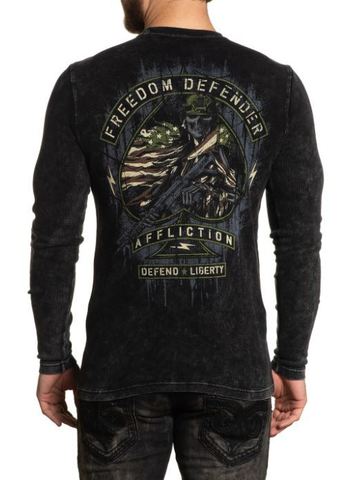 Affliction | Пуловер мужской DEFEND LIBERTY A23129 спина на модели