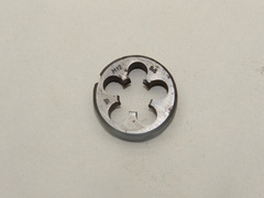 Плашка М12х0,5 d=30мм