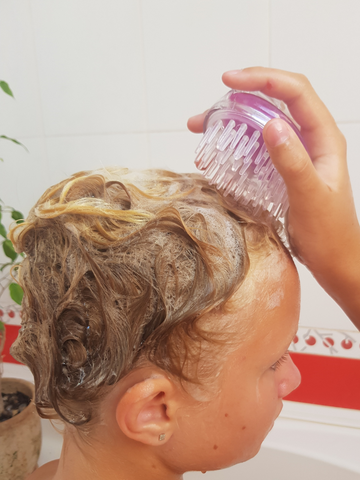 ШАМПУНЬ-УХОД с биоактивным комплексом Туба 200 мл, щетка для мытья головы в подарок.