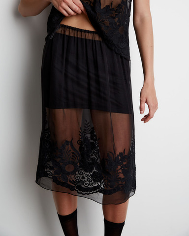 Юбка из шелка с вышивкой черный