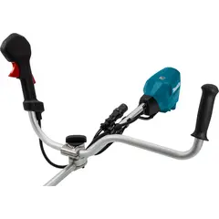Аккумуляторная мотокоса Makita UR101CZ