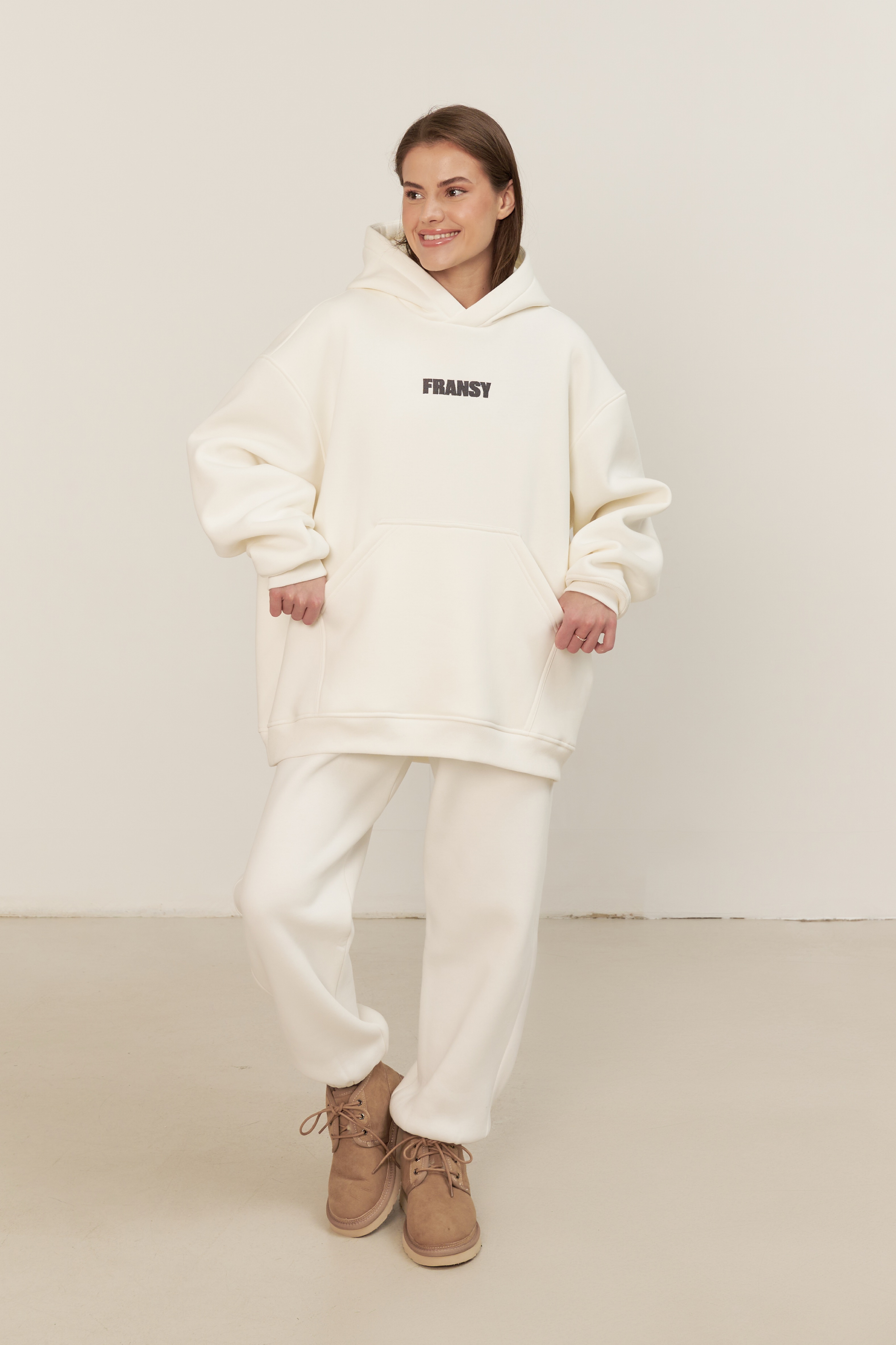 Худи 03 FRANSY PLANET, с начесом, молочное