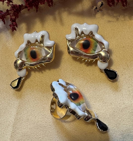 Комплект серьги + кольцо EGG with EYE в стиле Schiaparelli с белой эмалью