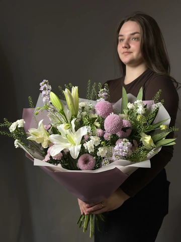 Авторский букет «Аромат вечера»