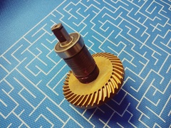 Шестерня редуктора DDE в сборе с валом CSE240L/CSE260L (792-827-045)