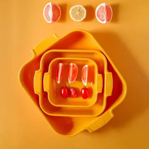 Квадратная форма для запекания 21см 1.1л Peugeot Saffron Yellow