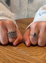 Кольцо ШАРИКИ широкое, объемное в стилистике POISON DROP 4 и 5 рядов