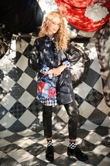 Fox and Swan. Kolomenskoye.