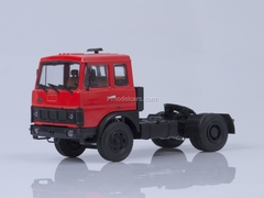 MAZ-5432 road tractor early cabin red AutoHistory 1:43