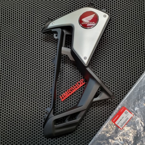 Honda Пластик боковой черный с круглой эмблемой CRF 1000 2018-2019 левый 64370-MKK-D20