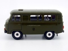 UAZ-3962 minibus plastic painted khaki Agat Mossar Tantal 1:43