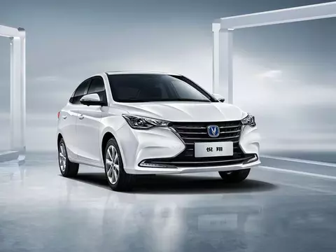 Чехлы на Changan Alsvin 2018–2024 г.в.