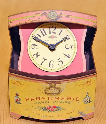 Часы настольные Timeworks French Perfume BCPF4S