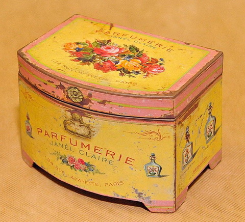 Часы настольные Timeworks French Perfume BCPF4S