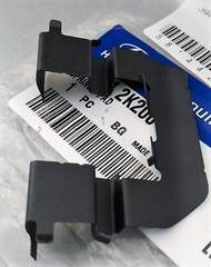 ПРУЖИНА ПРИЖИМНАЯ ПЕРЕДНИХ КОЛОДОК (НАПРАВЛЯЮЩАЯ) SOLARIS, RIO III HYUNDAI