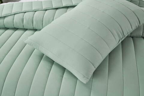 Покрывало 230х250 и 2 наволочки 50х70 Sofi De MarkO Микаэль Изумруд