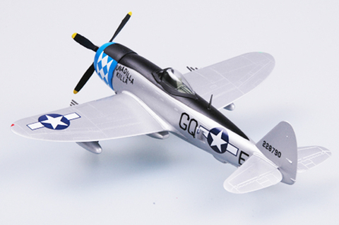 Модель Американский Истребитель бомбардировщик P-47D Trunderbolt масштаб 1:72