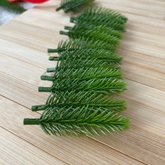 Еловые лапки искусственные, МИНИ, Хвойно-зеленые, декор зимний, рождественский, 6-6,5 см, набор 100 шт.
