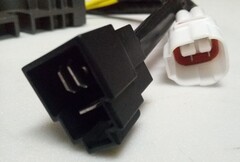 Реле-регулятор для Suzuki GSX-R 600, GSX-R 750, GSX-R 1000, GSX-S 750, GSX 650 F/1300 B-King, Boulevard VL1500, Boulevard  VZ800/VL800, GSF 1250 Bandit, VStrom 650, SV 650, SFV 650 Gladius, Hayabusa GSX 1300 R