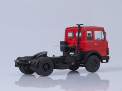 MAZ-5432 road tractor early cabin red AutoHistory 1:43