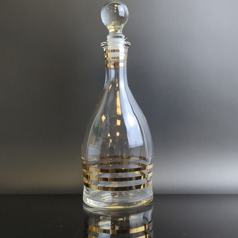 Штоф стеклянный с золотистым ленточным декором, 24.5 см, винтаж СССР 1970-1991 гг