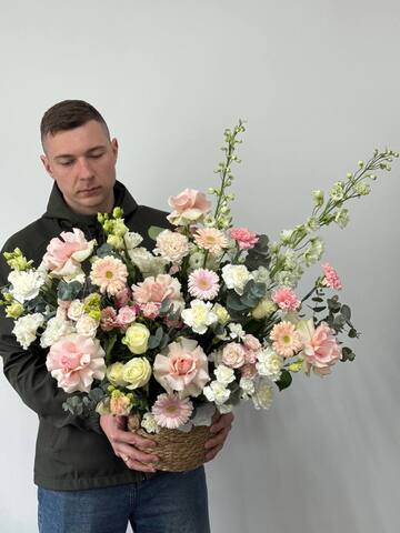 композиция в соломенной корзине 2