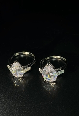 kolco-graff-iz-serebra-s-kamnem-5-karat-v-ogranke-kaplya