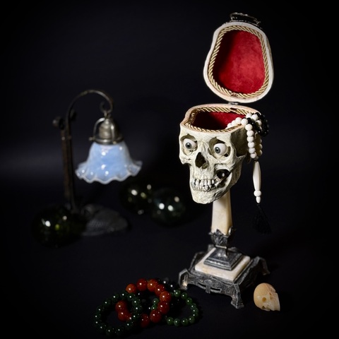 Шкатулка «Череп человека»