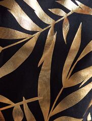 Нарядная футболка с золотистым принтом  D49.134 (131556)