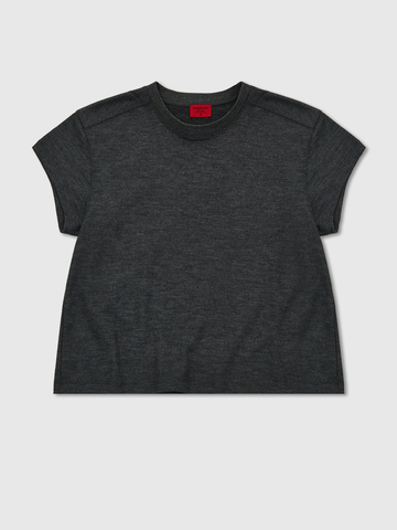 Футболка свободного кроя с акцентным швом 